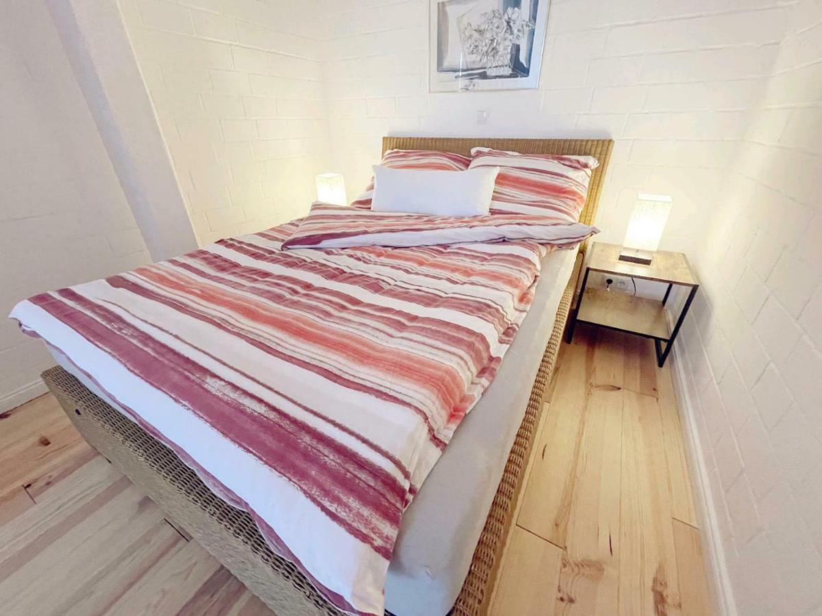 Apartment Schnurrum Emmelsbull-Horsbull