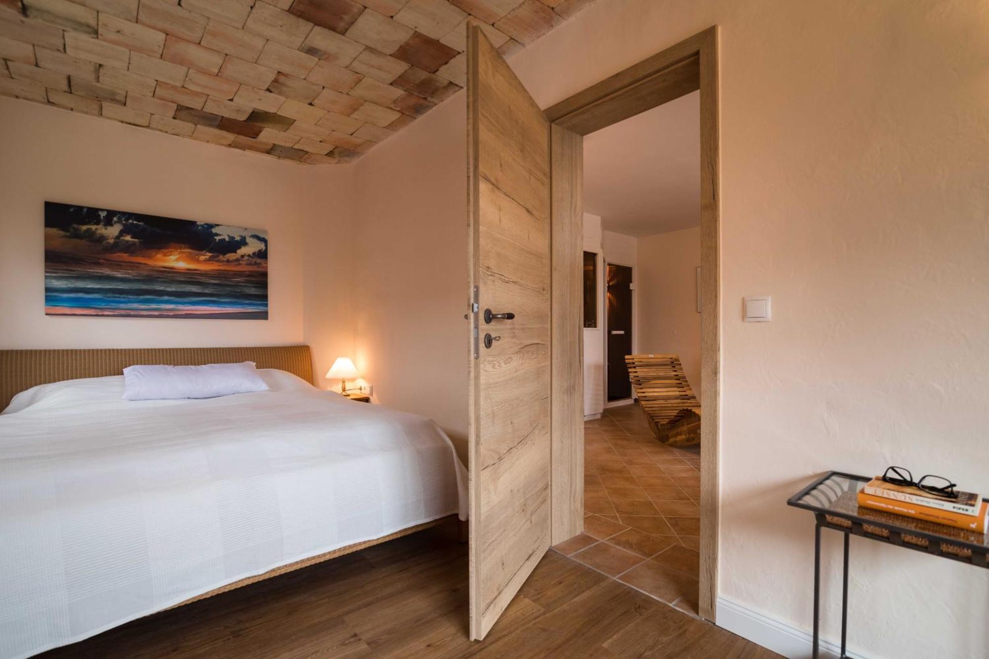 Apartment Schnurrum Emmelsbull-Horsbull