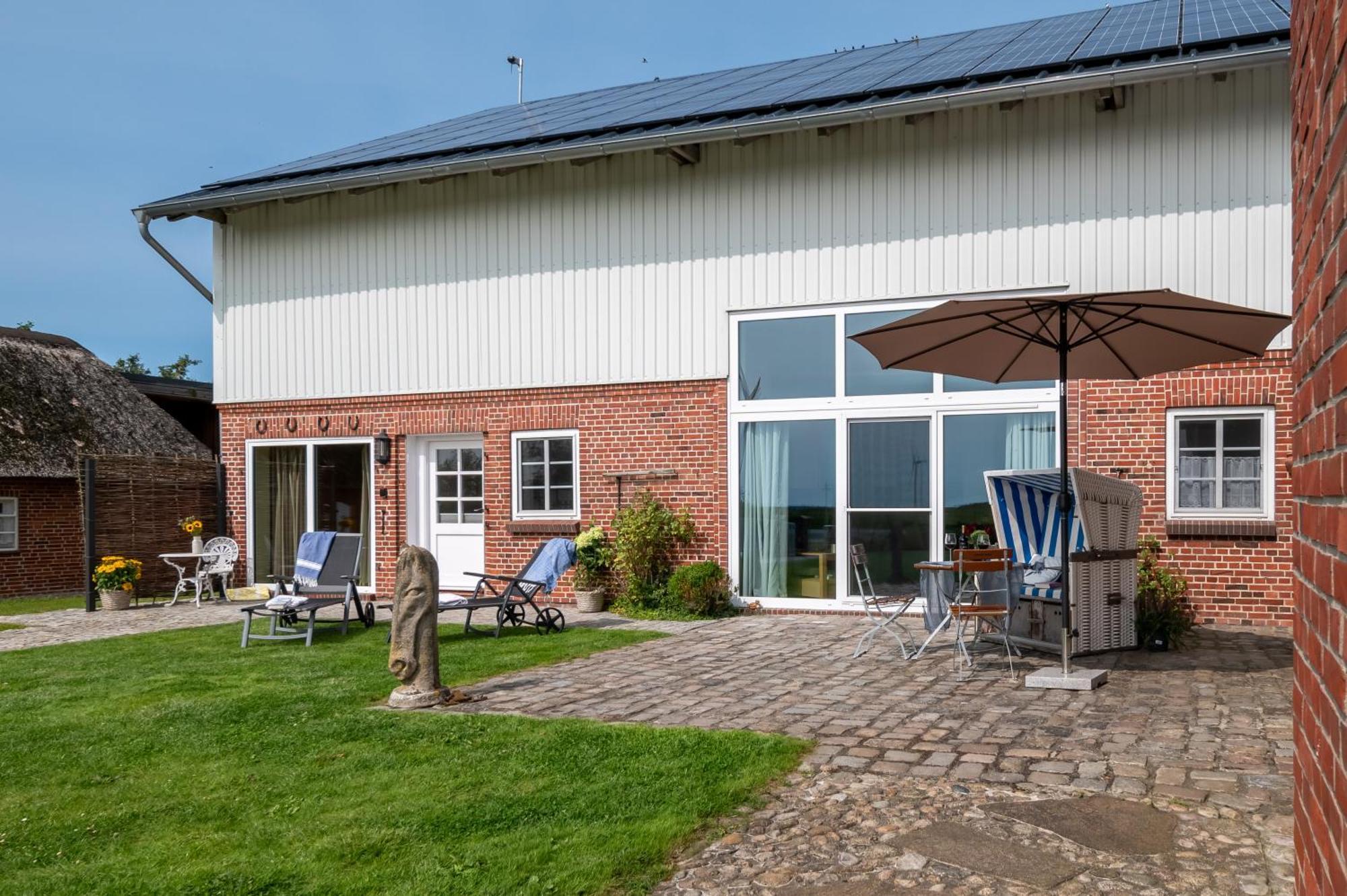 Apartment Schnurrum Emmelsbull-Horsbull